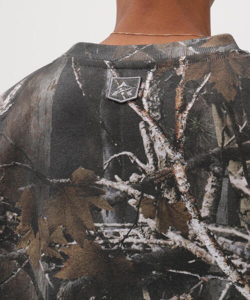 AVIREX(アヴィレックス)の「CREW NECK SWEAT "REAL TREE CAMO" / クルーネックスウェット リアルツリーカモ / AVIREX / アヴィレックス(スウェット・メンズ・ブラック/その他2・X-LARGE/LARGE/MEDIUM)」の13枚目の写真