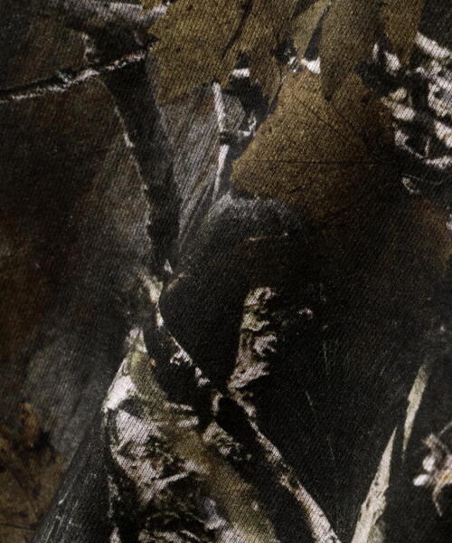 AVIREX(アヴィレックス)の「CREW NECK SWEAT "REAL TREE CAMO" / クルーネックスウェット リアルツリーカモ / AVIREX / アヴィレックス(スウェット・メンズ・ブラック/その他2・X-LARGE/LARGE/MEDIUM)」の16枚目の写真