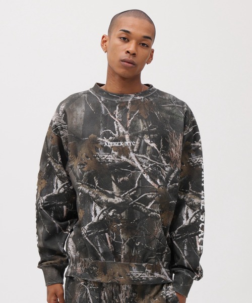 AVIREX(アヴィレックス)の「CREW NECK SWEAT "REAL TREE CAMO" / クルーネックスウェット リアルツリーカモ / AVIREX / アヴィレックス(スウェット・メンズ・ブラック/その他2・X-LARGE/LARGE/MEDIUM)」の1枚目の写真