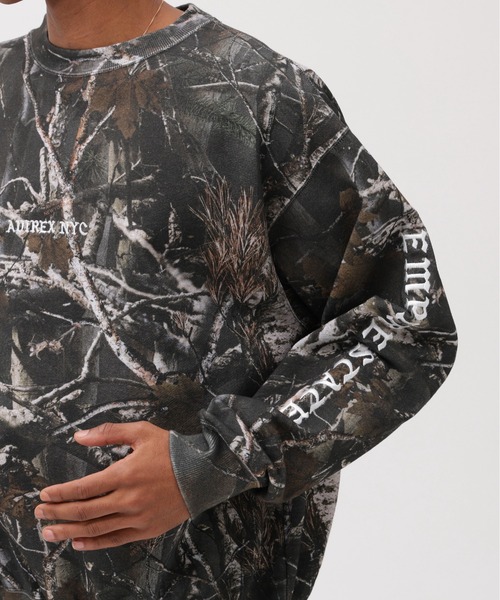 AVIREX(アヴィレックス)の「CREW NECK SWEAT "REAL TREE CAMO" / クルーネックスウェット リアルツリーカモ / AVIREX / アヴィレックス(スウェット・メンズ・ブラック/その他2・X-LARGE/LARGE/MEDIUM)」の7枚目の写真