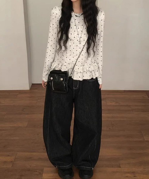 SallyLunn(サリーラン)の「ドット×フリルデザイントップス(Tシャツ/カットソー・レディース・ホワイト・LARGE/SMALL/MEDIUM)」の6枚目の写真