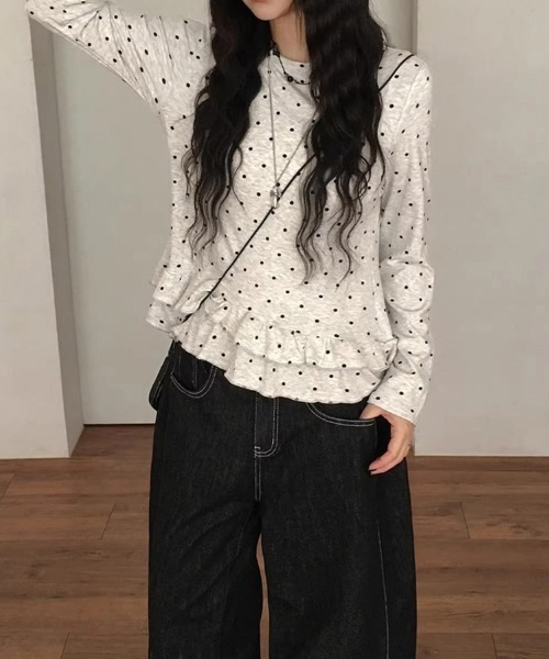 SallyLunn(サリーラン)の「ドット×フリルデザイントップス(Tシャツ/カットソー・レディース・ホワイト・LARGE/SMALL/MEDIUM)」の4枚目の写真