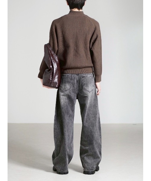 Chikashitsu +(チカシツプラス)の「【Chikashitsu +】triangle coating bag / 【チカシツプラス】トライアングルコーティングバッグ(ショルダーバッグ・メンズ・ブラック/ブラウン・ONE SIZE)」の14枚目の写真