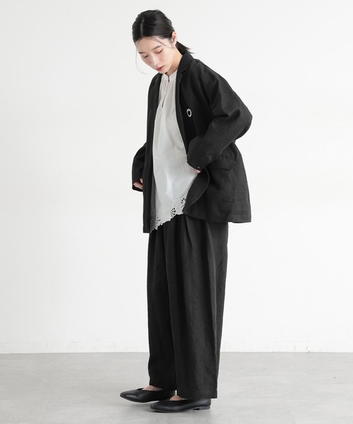 studio CLIP（スタディオクリップ）の「《natural by clip》フレンチリネンジャケット×パンツ[プチサイズあり]（スーツセット・レディース・ブラック/ベージュ・FREE/PF）」の5枚目の写真