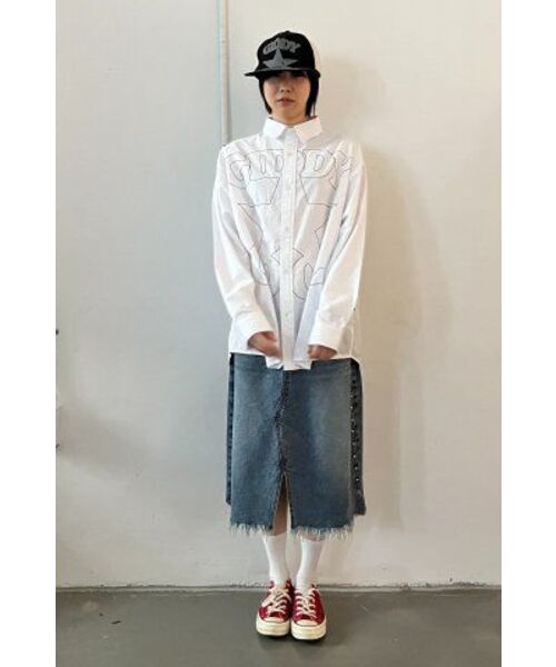 ISTKUNST(イストクンスト)の「WASHED STUD DENIM SKIRT_BLUE(IK2EFFD190A)(スカート・レディース・ブルー・S/M)」の11枚目の写真
