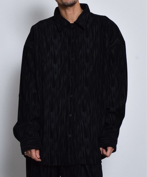 DOUBLE STEAL（ダブルスティール）の「DSムラプリントコーデュロイオーバーサイズシャツ（シャツ/ブラウス・メンズ・カーキ/グレイッシュベージュ/ブラック・LARGE/MEDIUM/SMALL）」の5枚目の写真