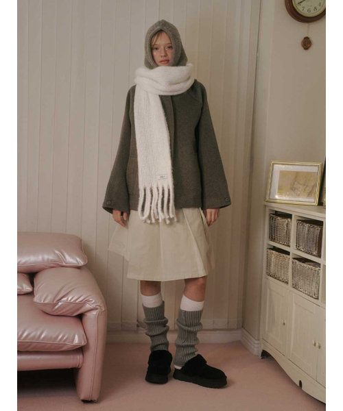 FORRR（フォルンルン）の「Flatform Fur Slippers - Black（サンダル・レディース・ブラック・FREE）」の6枚目の写真