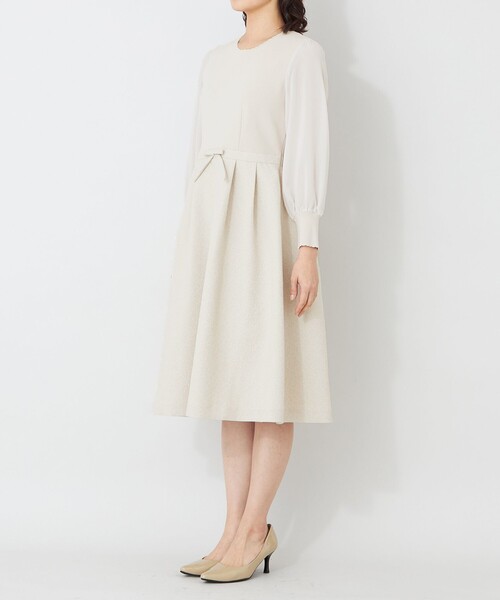 TO BE CHIC(トゥー ビー シック)の「ふくれジャカード ニットコンビドレス(ワンピース・レディース・ベージュ/ブラック・40/42)」の7枚目の写真