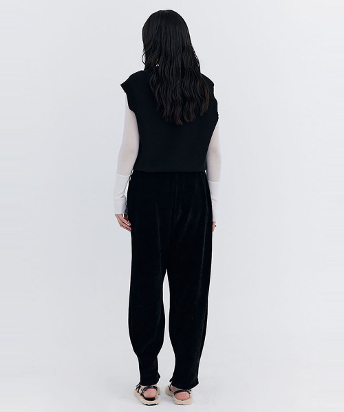 WNDERKAMMER(ブンダーカンマー)の「ダメージニットベスト_ブラック(ベスト・レディース・その他・ONE SIZE)」の3枚目の写真
