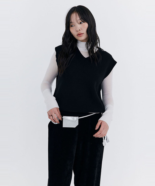 WNDERKAMMER(ブンダーカンマー)の「ダメージニットベスト_ブラック(ベスト・レディース・その他・ONE SIZE)」の4枚目の写真