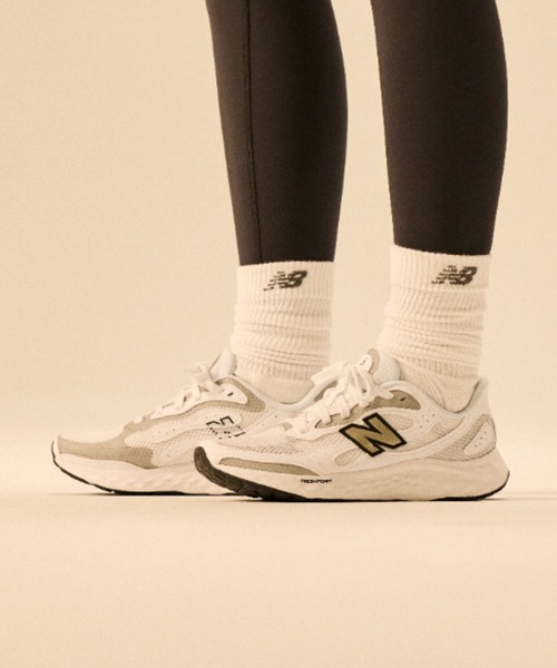 NEW BALANCE(ニューバランス)の「Fresh Foam Arishi v4 Tiralux(スニーカー・レディース・ホワイト・22.5cm/23.0cm/23.5cm/24.0cm/24.5cm/25.0cm/25.5cm)」の7枚目の写真
