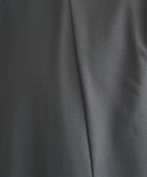 ikka(イッカ)の「【吸水速乾/UVカット】ドライメッシュZIPパーカ(パーカー・メンズ・ベージュ/ネイビー/チャコール/カーキ・XL/L/M/S)」の9枚目の写真