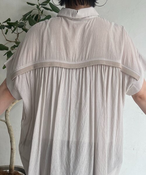 un dix cors（アンディコール）の「【SNSで話題！】【待望の再入荷！】麻調シアーバックテープシャツ（シャツ/ブラウス・レディース・チャコールグレー/ブルー/アイボリー・FREE）」の19枚目の写真