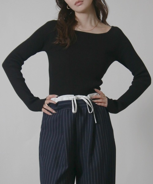 Social GIRL(ソーシャルガール)の「2026SS デコルテリブトップス 長袖トップス(Tシャツ/カットソー・レディース・ネイビー/グレー/オフホワイト/ブラック・M)」の1枚目の写真