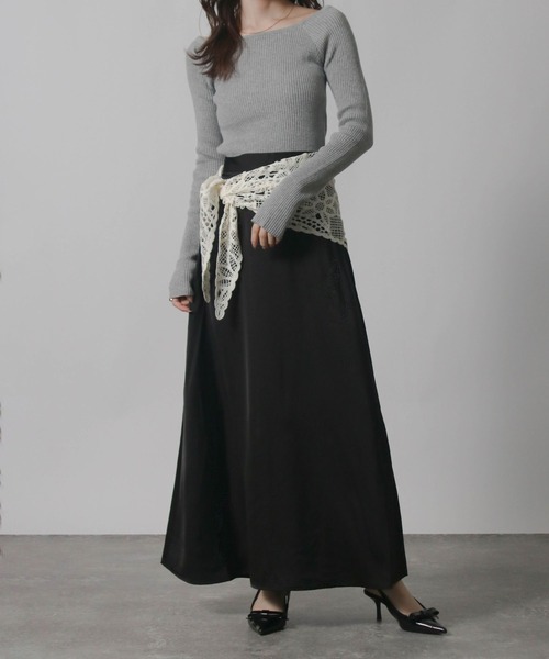 Social GIRL(ソーシャルガール)の「2026SS デコルテリブトップス 長袖トップス(Tシャツ/カットソー・レディース・ネイビー/グレー/オフホワイト/ブラック・M)」の11枚目の写真