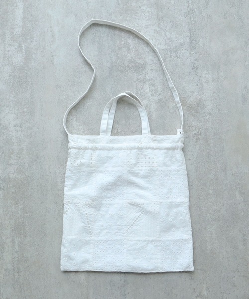 PAR ICI（パーリッシィ）の「【WEB限定】パッチワーク刺繍 巾着バッグ（ショルダーバッグ・レディース・ホワイト・FREE）」の13枚目の写真