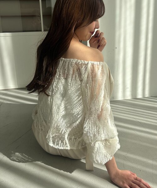 CAPRICIEUX LE'MAGE（カプリシューレマージュ）の「【yuu企画】ジャガードシアーブラウス（シャツ/ブラウス・レディース・ホワイト/ブラック・FREE）」の8枚目の写真