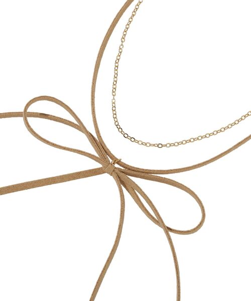 earth music&ecology(アースミュージックアンドエコロジー)の「スエードライクリボンネックレス(ネックレス・レディース・ブラック/ベージュ・FREE)」の9枚目の写真