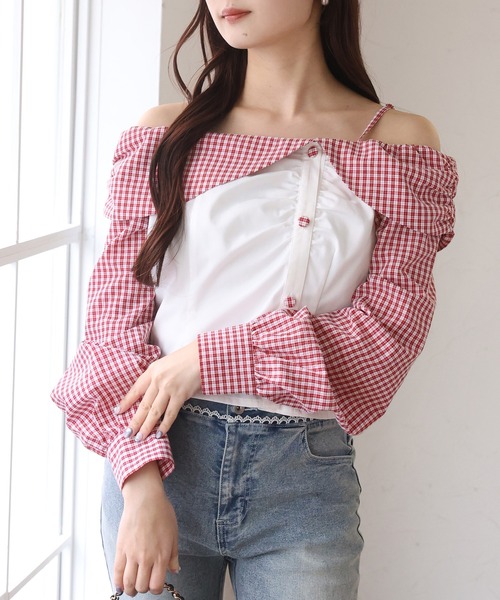 one after another NICE CLAUP(ワンアフターアナザーナイスクラップ)の「チェックブロッキングカラーオフショルブラウス(シャツ/ブラウス・レディース・ホワイト×ブラック/ホワイト×レッド/ネイビー・FREE)」の2枚目の写真