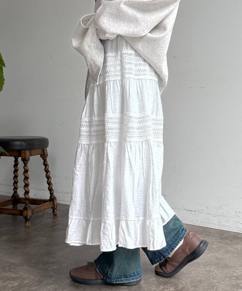 CPCM(シーピーシーエム)の「段刺繍レーススカート(スカート・レディース・アイボリー/ブラック・FREE)」の6枚目の写真