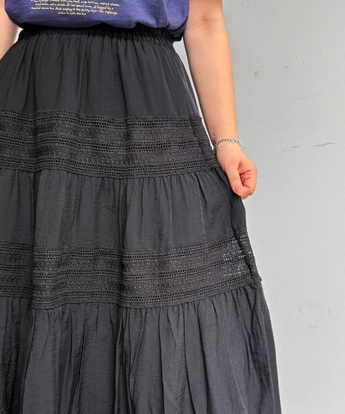 CPCM(シーピーシーエム)の「段刺繍レーススカート(スカート・レディース・アイボリー/ブラック・FREE)」の16枚目の写真