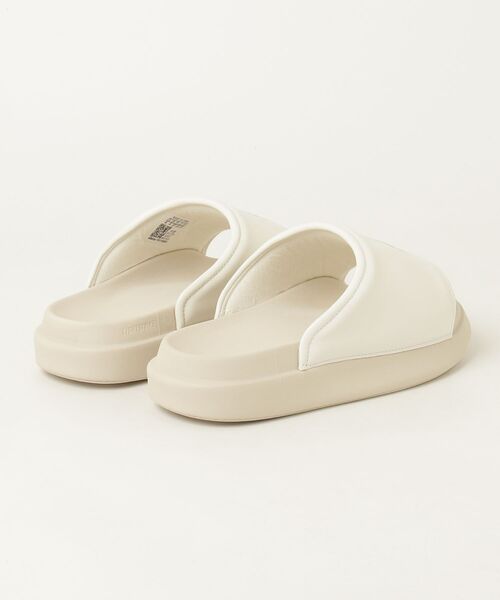 Y-3(ワイスリー)の「Y-3 SLIDE(サンダル・メンズ・ホワイト・22.5cm/23.5cm/24.5cm/25.5cm/26.5cm/27.5cm/28.5cm/29.5cm)」の3枚目の写真