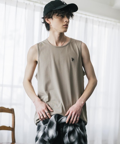 U.S. POLO ASSN.(ユーエスポロアッスン)の「U.S. POLO ASSN. ユーエスポロアッスン 別注コラボワンポイントロゴ刺繍天竺タンクトップ/ノースリーブTee(タンクトップ・メンズ・ホワイト/ベージュ/ブラック/チャコール・L/XL/M)」の18枚目の写真