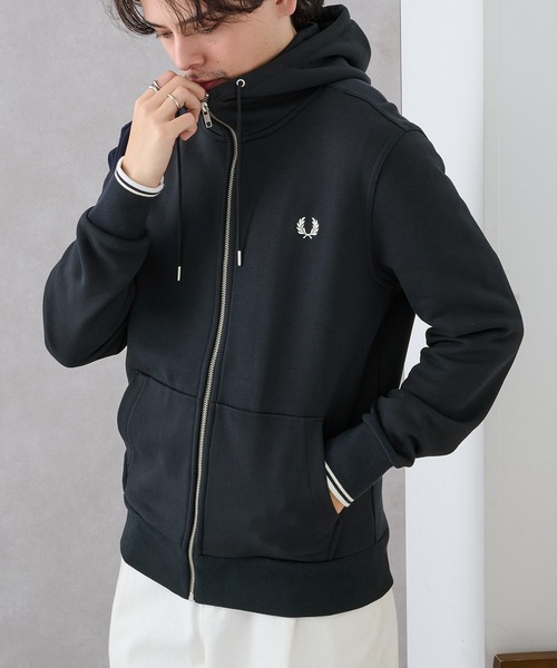 FRED PERRY(フレッドペリー)の「【FRED PERRY】HOODED ZIP THROUGH SWEATSHIRT J7536(パーカー・メンズ・ネイビー/カーキ/ブラック・S/XL/L/M)」の7枚目の写真