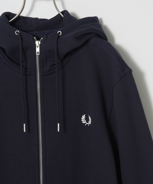 FRED PERRY(フレッドペリー)の「【FRED PERRY】HOODED ZIP THROUGH SWEATSHIRT J7536(パーカー・メンズ・ネイビー/カーキ/ブラック・S/XL/L/M)」の19枚目の写真
