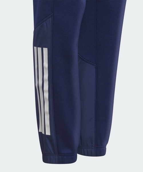 adidas(アディダス)の「キッズ マストハブ 迷彩柄 レギュラーフィット フリース スウェットパンツ / アディダス adidas(スウェットパンツ・キッズ・ネイビー・130/120/160/140/150)」の3枚目の写真