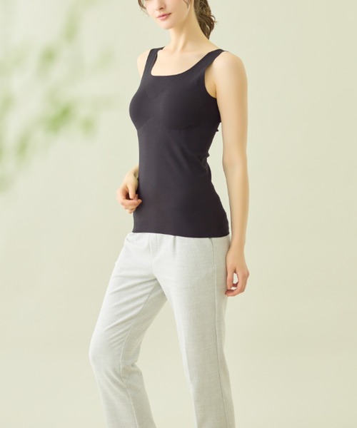 GUNZE（グンゼ）の「KIREILABO/キレイラボ パッド付きタンクトップ 完全無縫製×肌側オーガニックコットン100%（インナーウェア/肌着・レディース・ベージュ系その他/ブルー系その他/ブラック・MEDIUM/LARGE/X-LARGE）」の17枚目の写真