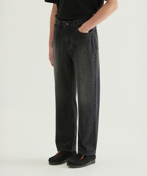 COVERNAT（カバーナット）の「RING-SPUN REGULAR DENIM PANTS（デニムパンツ・メンズ・インディゴブルー/ブルー系その他/ブルー/ブラック/ライトブルー・X-LARGE/LARGE/MEDIUM/SMALL/XX-LARGE/X-SMALL）」の2枚目の写真