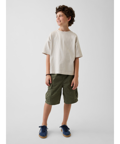 GAP(ギャップ)の「リラックスフィット イージーウエスト カーゴ ショートパンツ (キッズ)(カーゴパンツ・キッズ・ベージュ/チャコールグレー/グリーン・110cm/120cm/130cm/140cm/150cm/160cm)」の9枚目の写真