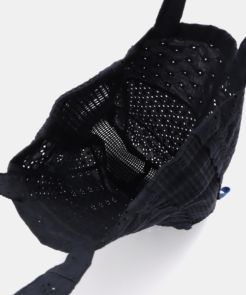 irojikake(イロジカケ)の「【irojikake/イロジカケ】 PATCHWORK TOTE BAG(ショルダーバッグ・レディース・ネイビー/ホワイト・FREE)」の5枚目の写真