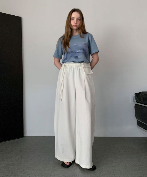 VASCARA(バスカラ)の「Dear Banding Wide Slacks (2colors)(その他パンツ・レディース・ホワイト/ネイビー・SMALL/MEDIUM)」の4枚目の写真