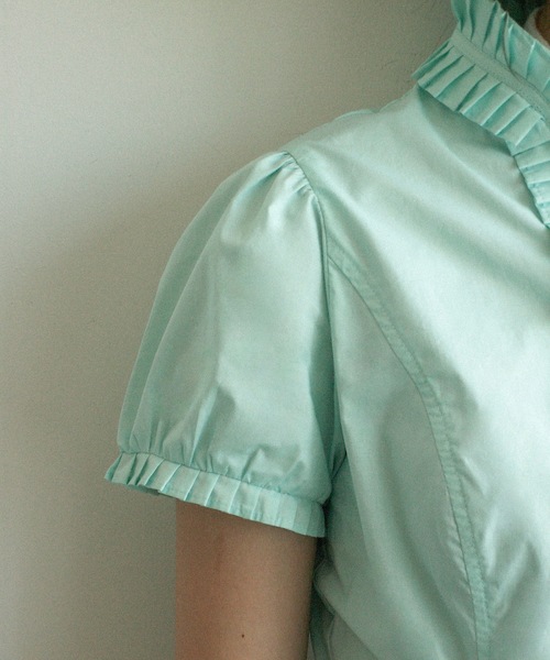 igi(イジ)の「PUFF FRILL BLOUSE / パフスリーブフリルブラウス(シャツ/ブラウス・レディース・ベージュ/ホワイト/ミント・FREE)」の9枚目の写真