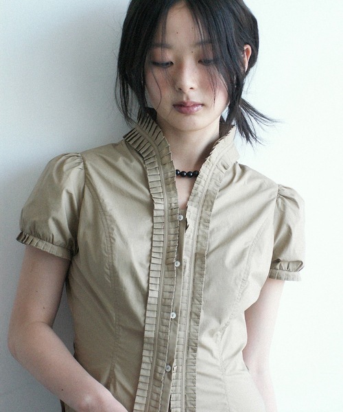igi(イジ)の「PUFF FRILL BLOUSE / パフスリーブフリルブラウス(シャツ/ブラウス・レディース・ベージュ/ホワイト/ミント・FREE)」の17枚目の写真
