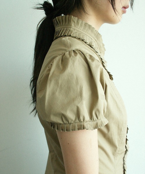 igi(イジ)の「PUFF FRILL BLOUSE / パフスリーブフリルブラウス(シャツ/ブラウス・レディース・ベージュ/ホワイト/ミント・FREE)」の21枚目の写真