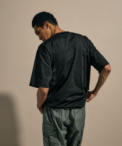 NUMERALS（ヌメラルズ）の「[NUMERALS]NUMBER 11 PRINT T（Tシャツ/カットソー・メンズ・ホワイト/ブラック/グレー・MEDIUM/LARGE）」の6枚目の写真