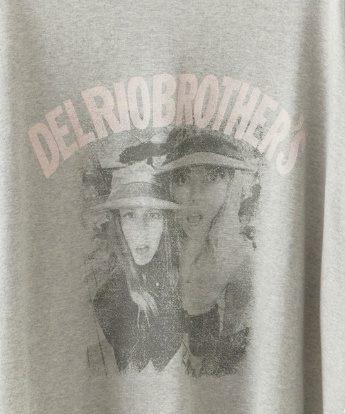 Chick(チック)の「Photo-Printed Crew Neck T-Shirt / フォトプリント クルーネックTシャツ 秋 秋服 2026年秋冬(Tシャツ/カットソー・レディース・ホワイト/ブラック/グレー・FREE)」の7枚目の写真