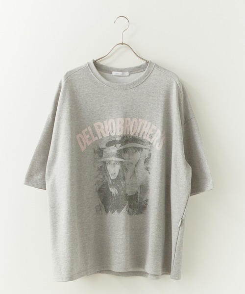 Chick(チック)の「Photo-Printed Crew Neck T-Shirt / フォトプリント クルーネックTシャツ 秋 秋服 2026年秋冬(Tシャツ/カットソー・レディース・ホワイト/ブラック/グレー・FREE)」の12枚目の写真