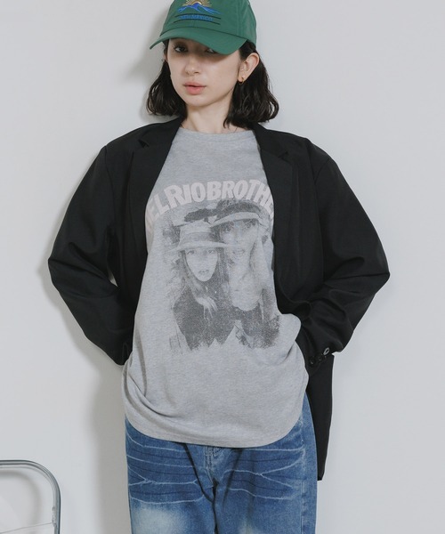 Chick(チック)の「Photo-Printed Crew Neck T-Shirt / フォトプリント クルーネックTシャツ 秋 秋服 2026年秋冬(Tシャツ/カットソー・レディース・ホワイト/ブラック/グレー・FREE)」の14枚目の写真