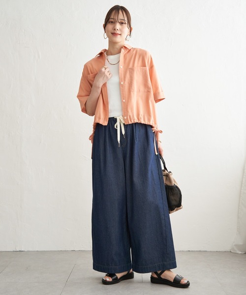 ikka(イッカ)の「【雑誌InRed6月号掲載】冷感/デニム裾ドロストシャツ(シャツ/ブラウス・レディース・ネイビー/オフホワイト/オリーブ/オレンジ/その他1/チャコール・M/L/S)」の22枚目の写真