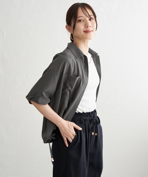 ikka(イッカ)の「【雑誌InRed6月号掲載】冷感/デニム裾ドロストシャツ(シャツ/ブラウス・レディース・ネイビー/オフホワイト/オリーブ/オレンジ/その他1/チャコール・M/L/S)」の19枚目の写真