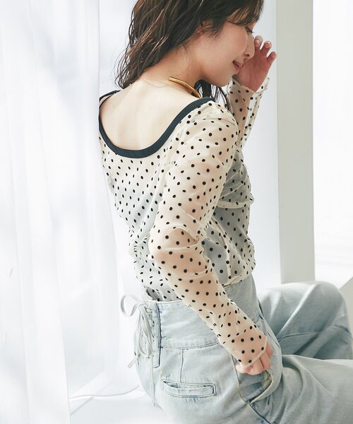 La boutique BonBon(ラブティックボンボン)の「【今すぐお届け】シアードット前後2WAYトップス(Tシャツ/カットソー・レディース・ベージュ/ホワイト・FREE)」の13枚目の写真