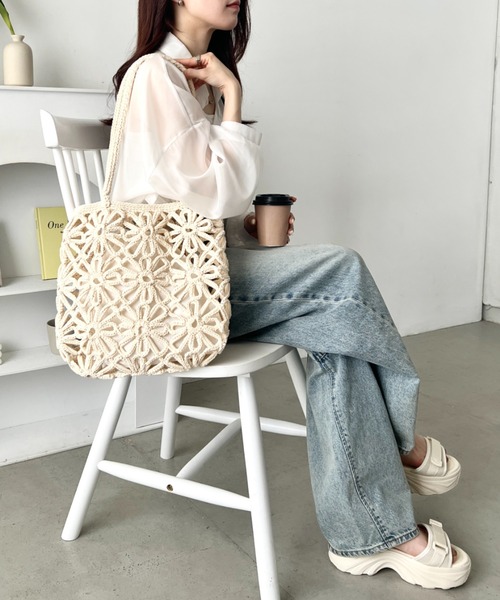 wears(ウェアーズ)の「巾着付き♪フラワー透かし編みトートバッグ(トートバッグ・レディース・ベージュ/アイボリー・FREE)」の20枚目の写真