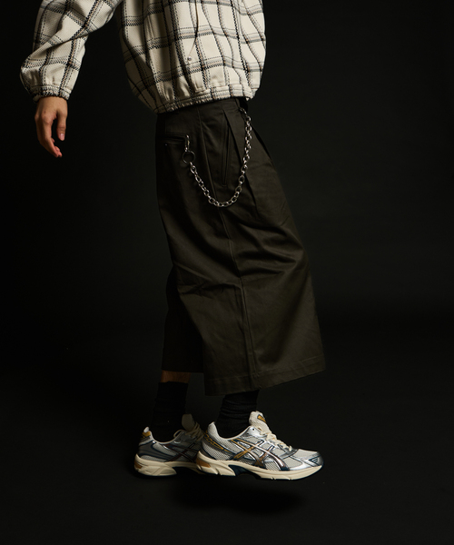 JOINT WORKS(ジョイントワークス)の「ハイデンシティ クロップショーツ / J HIGH DENSITY CROPSHORTS(その他パンツ・メンズ・ブラック/アイボリー/チャコールグレー・MEDIUM/LARGE)」の18枚目の写真