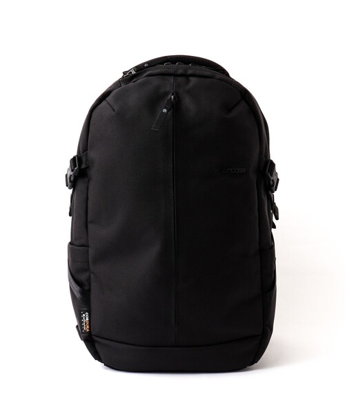 incase(インケース)の「【Incase/インケース】Tracks Expandable Backpack(バックパック/リュック・メンズ・ブラック・FREE)」の2枚目の写真