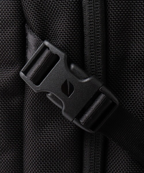 incase(インケース)の「【Incase/インケース】Tracks Expandable Backpack(バックパック/リュック・メンズ・ブラック・FREE)」の8枚目の写真
