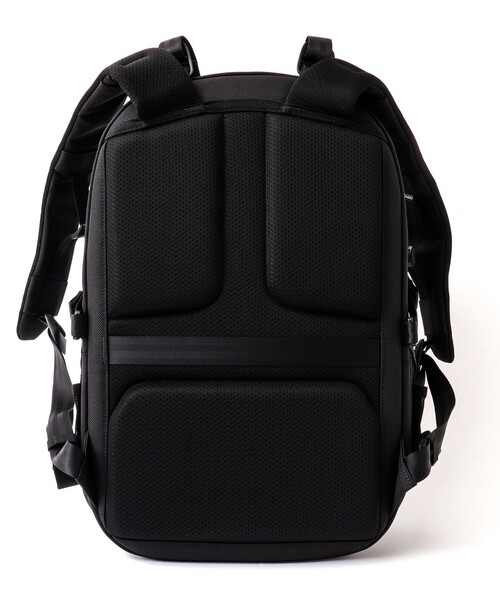 incase(インケース)の「【Incase/インケース】Tracks Expandable Backpack(バックパック/リュック・メンズ・ブラック・FREE)」の15枚目の写真